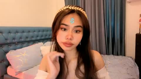 Snapshot of asianbabecandy chatting on January 17, 6:26 am candy online show from January 17, 6:26 am