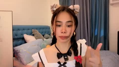 Snapshot of asianbabecandy chatting on January 18, 6:13 am candy online show from January 18, 6:13 am
