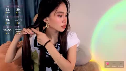 Snapshot of asianbabecandy chatting on September 21, 10:28 am candy online show from September 21, 10:28 am