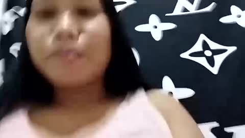 Snapshot of asiancreamy4u chatting on December 17, 4:00 pm asiancreamy4u online show from December 17, 4:00 pm