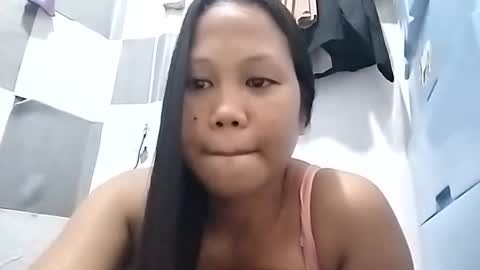 Snapshot of asiancreamy4u chatting on December 26, 3:31 pm asiancreamy4u online show from December 26, 3:31 pm