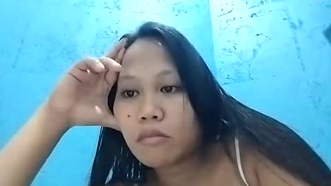 Snapshot of asiancreamy4u chatting on February 27, 3:37 pm asiancreamy4u online show from February 27, 3:37 pm