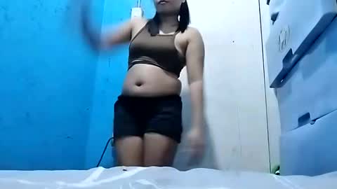 Snapshot of asiancreamy4u chatting on March 10, 6:01 pm asiancreamy4u online show from March 10, 6:01 pm