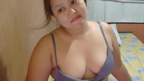Snapshot of asiancutiechubby chatting on December 20, 10:38 am asiancutiechubby online show from December 20, 10:38 am