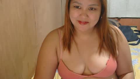Snapshot of asiancutiechubby chatting on February 8, 12:50 pm asiancutiechubby online show from February 8, 12:50 pm