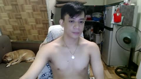 Snapshot of asiandreamboyx chatting on December 16, 2:38 pm asiandreamboyx online show from December 16, 2:38 pm