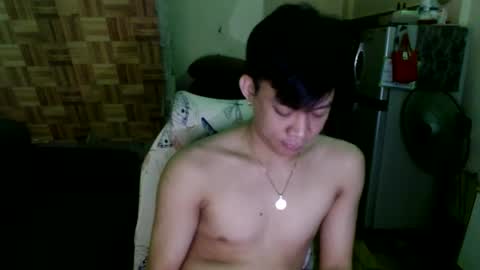 Snapshot of asiandreamboyx chatting on December 24, 6:50 pm asiandreamboyx online show from December 24, 6:50 pm