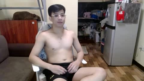 Snapshot of asiandreamboyx chatting on February 3, 12:03 pm asiandreamboyx online show from February 3, 12:03 pm
