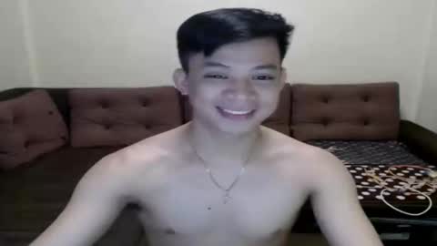 Snapshot of asiandreamboyx chatting on February 27, 12:32 am asiandreamboyx online show from February 27, 12:32 am
