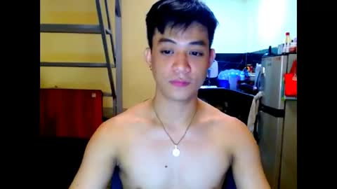 asiandreamboyx online show from May 4, 1:12 am