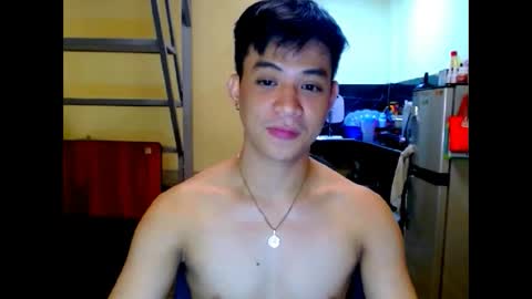 asiandreamboyx online show from May 9, 2:50 am