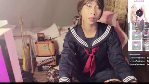 Snapshot of asianfemboycd chatting on December 30, 1:25 pm Emi online show from December 30, 1:25 pm