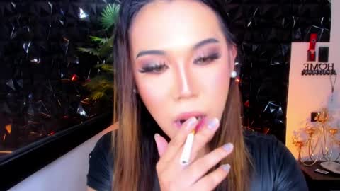 Snapshot of asiangriciacummer chatting on April 5, 5:15 am asiangriciacummer online show from April 5, 5:15 am