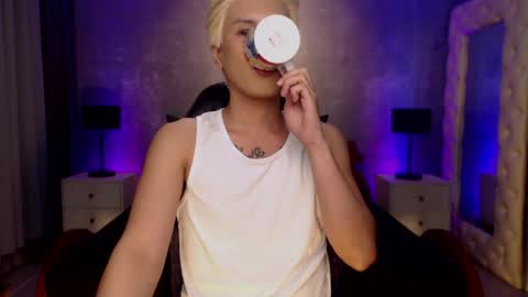 AsherMiller online show from May 28, 1:19 pm