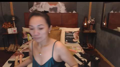 asianhotjasmin online show from May 18, 11:32 pm