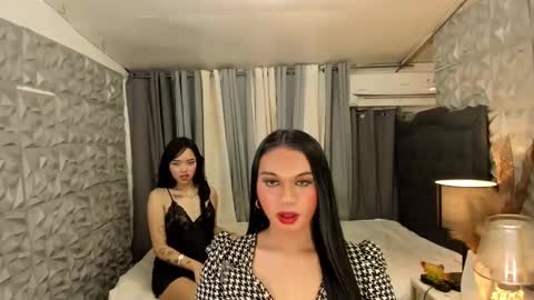 Snapshot of asianhugecockjulia1 chatting on December 27, 8:07 pm JULIA online show from December 27, 8:07 pm