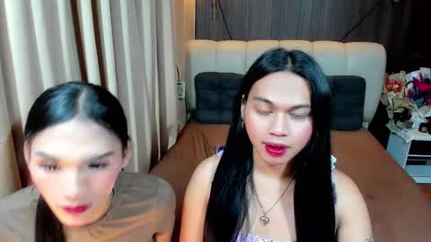 Snapshot of asianhugecockjulia1 chatting on September 14, 2:33 am JULIA online show from September 14, 2:33 am