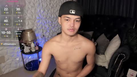 VICTORIA SCOTT online show from December 4, 9:56 pm