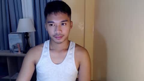 Snapshot of asianhunk_jamesx chatting on September 23, 9:07 pm asianhunk_jamesx online show from September 23, 9:07 pm