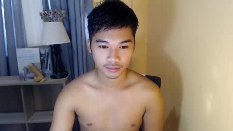 Snapshot of asianhunk_jamesx chatting on October 14, 11:38 pm asianhunk_jamesx online show from October 14, 11:38 pm