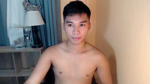 Snapshot of asianhunk_jamesx chatting on October 20, 10:16 am asianhunk_jamesx online show from October 20, 10:16 am