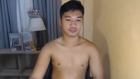 asianhunk_jamesx online show from November 4, 10:25 am