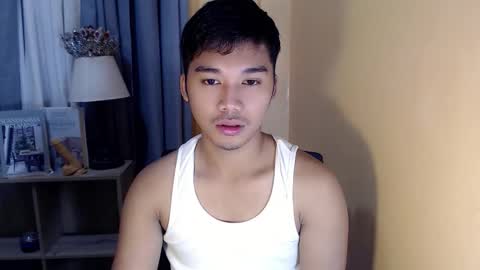 asianhunk_jamesx online show from November 8, 10:26 am
