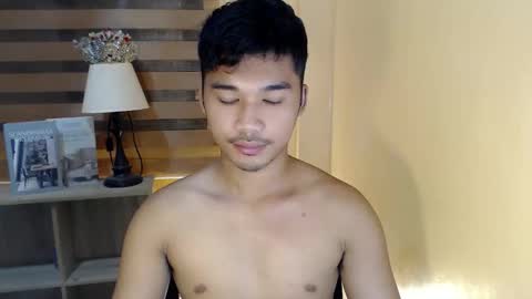 asianhunk_jamesx online show from December 4, 2:37 pm