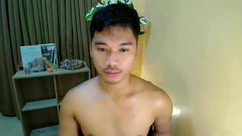 asianhunk_jamesx online show from February 5, 10:47 pm