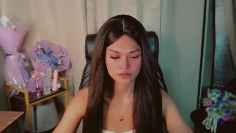 Kianna online show from February 15, 11:30 am