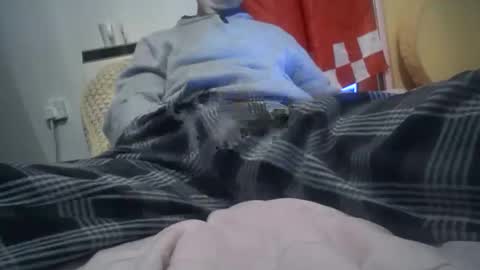 Snapshot of asianlooker chatting on January 4, 7:55 pm John online show from January 4, 7:55 pm