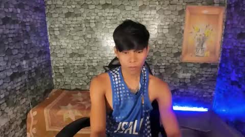 mark online show from May 5, 10:07 pm