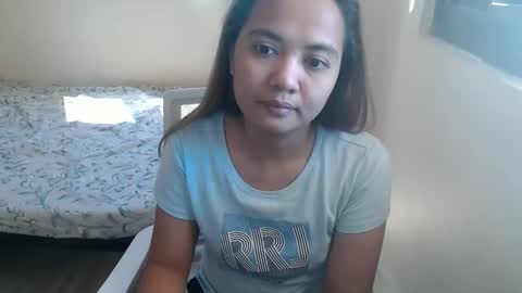 Snapshot of asianprettymay chatting on October 1, 5:24 am asianprettymay online show from October 1, 5:24 am