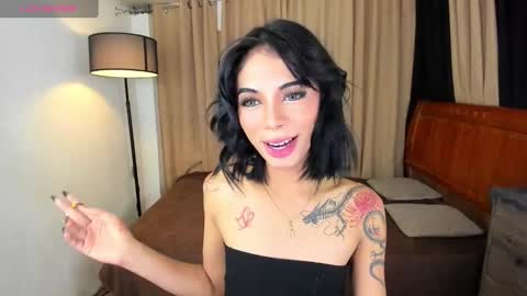Snapshot of asianprettypetite chatting on January 12, 3:36 pm CHESKA online show from January 12, 3:36 pm