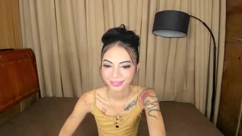 Snapshot of asianprettypetite chatting on February 13, 9:41 am CHESKA online show from February 13, 9:41 am