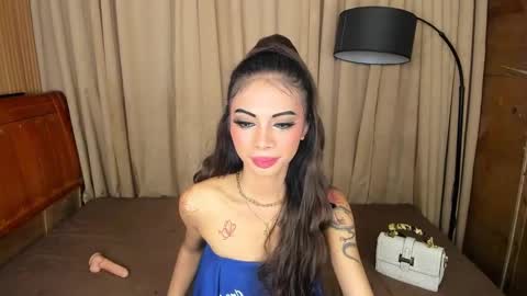 Snapshot of asianprettypetite chatting on February 17, 2:48 pm CHESKA online show from February 17, 2:48 pm