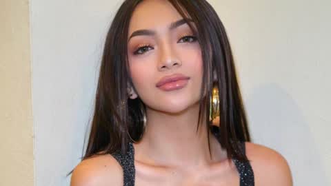 Miss Nia online show from December 23, 2:45 am