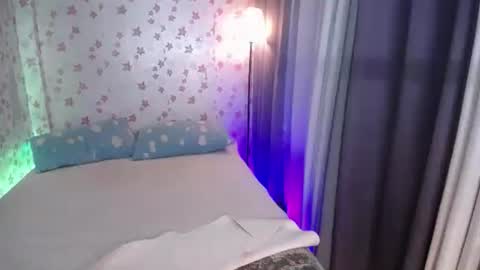 Snapshot of asiansmokeyxx chatting on November 20, 4:07 pm prince online show from November 20, 4:07 pm