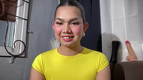 Lily online show from June 5, 6:52 am