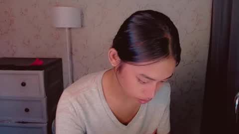 Snapshot of asiantreasures chatting on March 24, 6:46 pm kisses online show from March 24, 6:46 pm