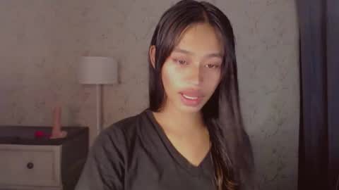 Snapshot of asiantreasures chatting on March 30, 11:33 am kisses online show from March 30, 11:33 am