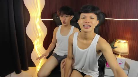 Mark online show from May 13, 4:48 pm