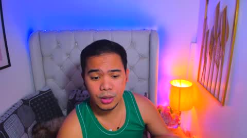 Snapshot of asianzero chatting on February 13, 6:48 pm Zero online show from February 13, 6:48 pm