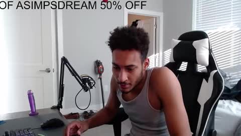 Snapshot of asimpsdream chatting on October 16, 1:34 pm asimpsdream online show from October 16, 1:34 pm