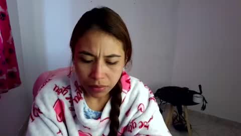 Snapshot of asiri_smith chatting on July 28, 11:17 am Asiri online show from July 28, 11:17 am