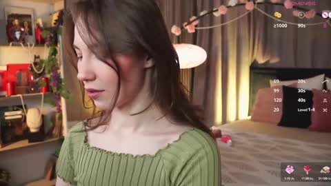 Snapshot of askaudrey chatting on February 16, 1:38 pm Audrey online show from February 16, 1:38 pm