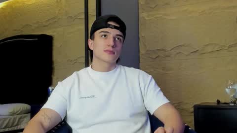 Aslan  online show from March 16, 2:50 am