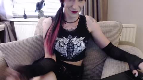 Snapshot of asluttyrose chatting on October 4, 1:20 pm asluttyrose online show from October 4, 1:20 pm