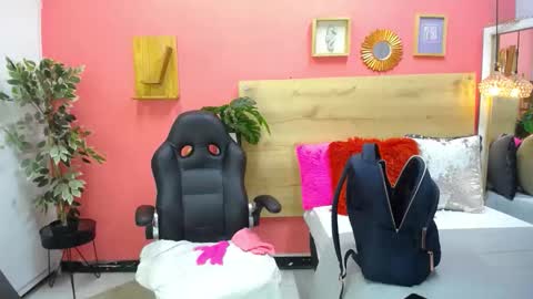 ASLY online show from May 11, 9:59 am