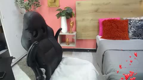ASLY online show from May 21, 10:11 am
